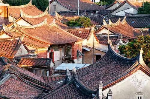 耳朵频繁发痒，却啥也掏不出来咋回事？提示：或“暗示”5个问题